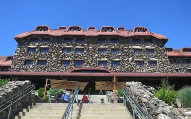 Rear exterior of the Omni Grove Park Inn in Asheville, North Carolina.