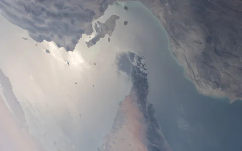 Satellite photograph of the Strait of Hormuz between Iran and the United Arab Emirates.