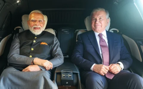 Indian Prime Minister Narendra Modi and Uzbekistan President Shavkat Mirziyoyev during Modi's state visit to Uzbekistan.