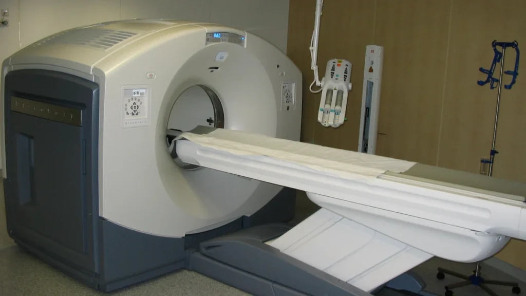 GE Discovery D600 PET/CT scanner in a medical imaging room.