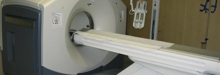 GE Discovery D600 PET/CT scanner in a medical imaging room.