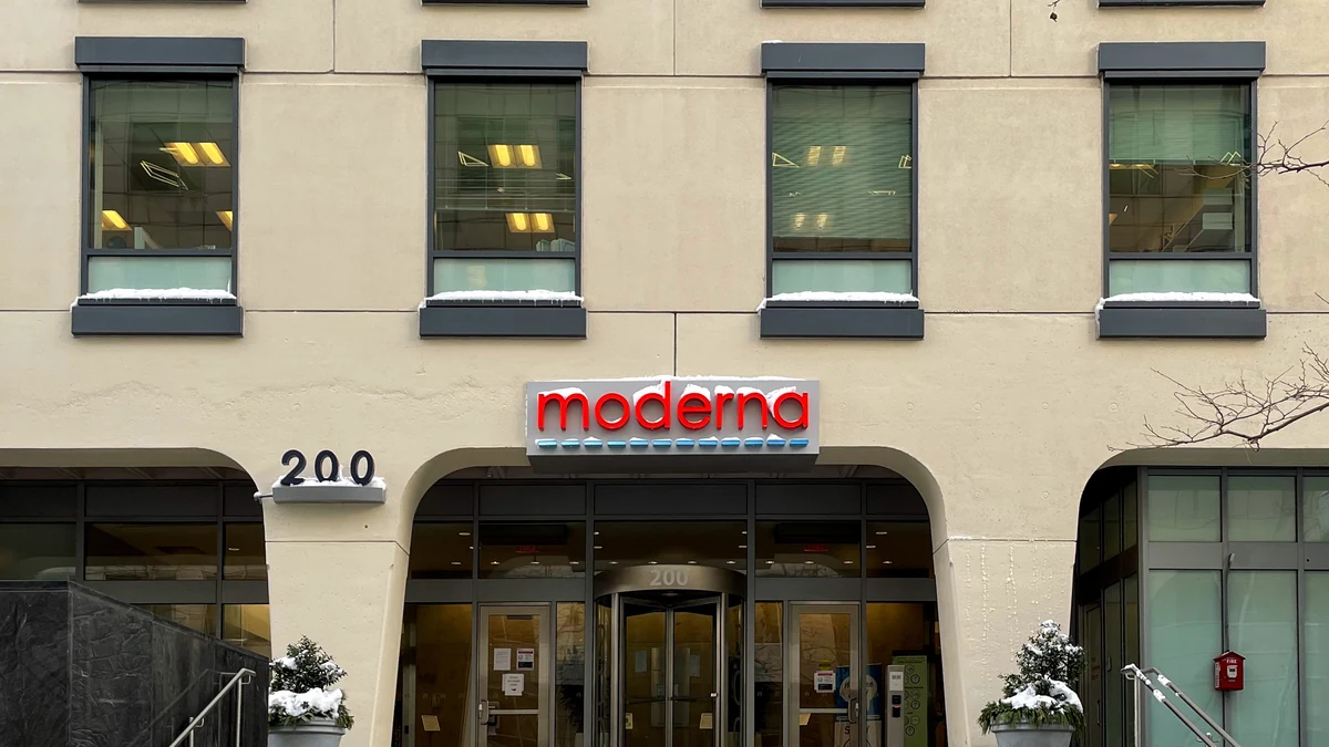Moderna office building entrance in Cambridge, Massachusetts, with the Moderna sign above the doors.