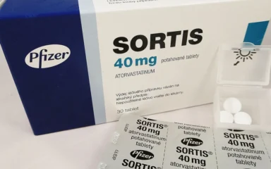 Sortis 40 mg atorvastatin box, blister pack and tablets.