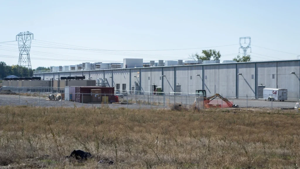 Amazon data center facility in Boardman, Oregon.