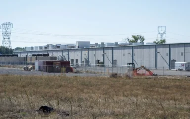 Amazon data center facility in Boardman, Oregon.