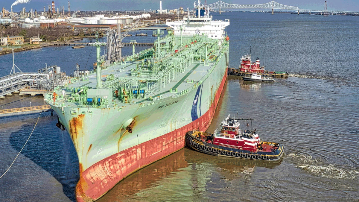 LPG tanker BW Volans being assisted by tugboats at Marcus Hook on the Delaware River.