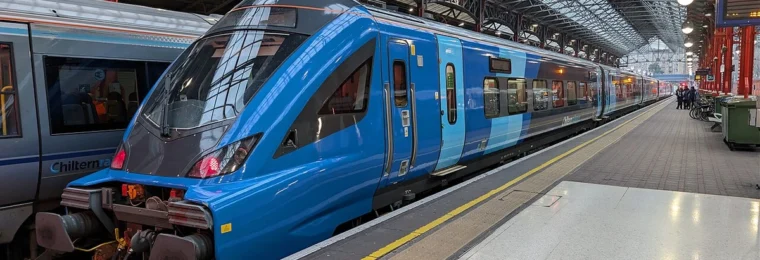 Chiltern Railways Mark 5A train at London Marylebone station.