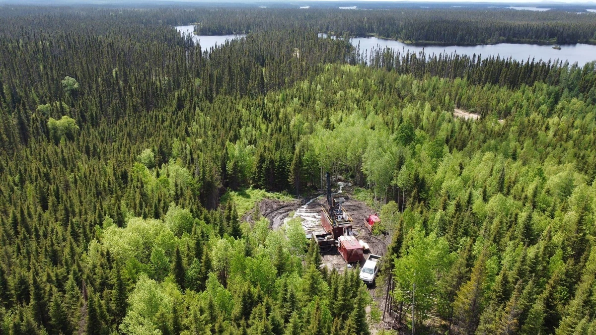 Aerial view of a Cygnus Metals drill rig at Corner Bay in Quebec's Chibougamau district.