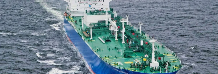A Dorian LPG very large gas carrier sailing at sea.