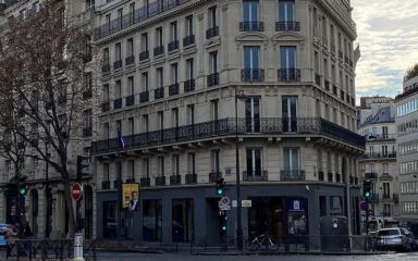 Lazard head office at 175 Boulevard Haussmann in Paris, showing the lower facade and street-level entrance.