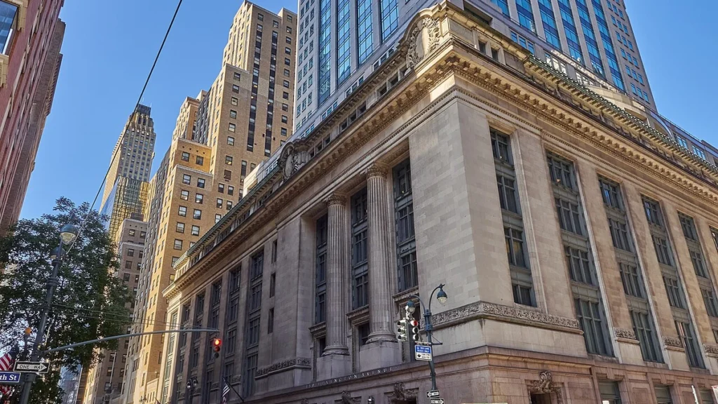 450 Lexington Avenue office building in Midtown Manhattan, New York.