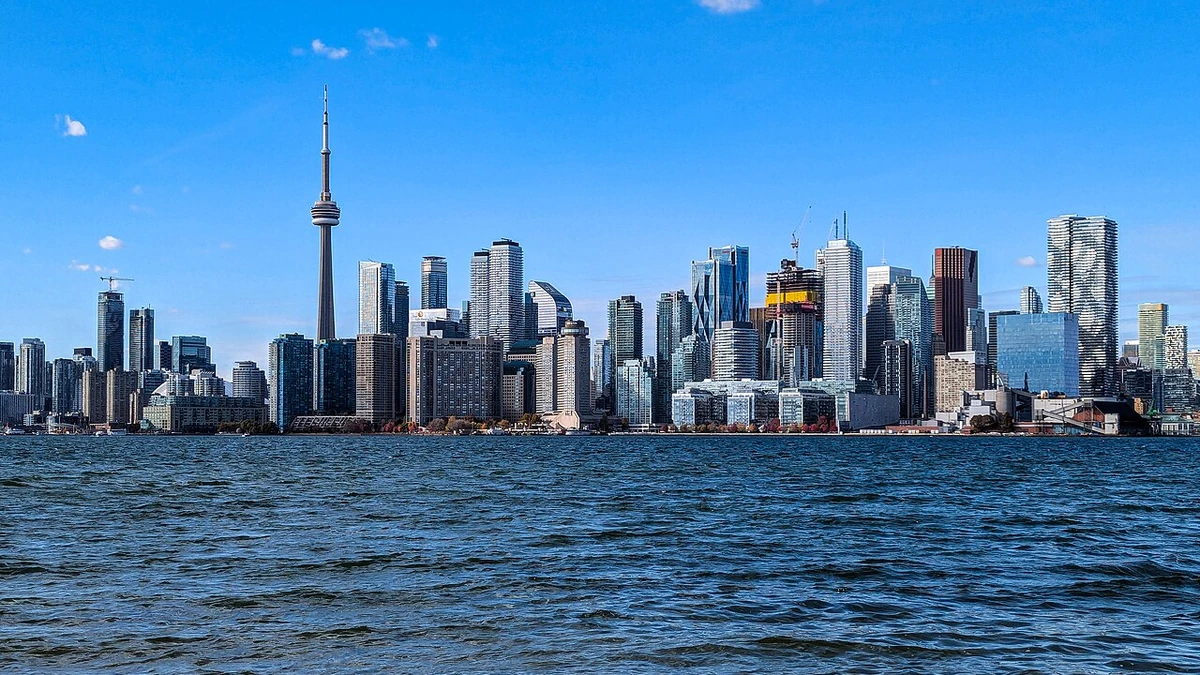 Toronto skyline and CN Tower seen from the Toronto Islands.