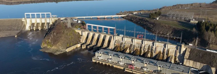 Aerial view of Mactaquac Dam and its hydroelectric generating station on the Saint John River in New Brunswick.