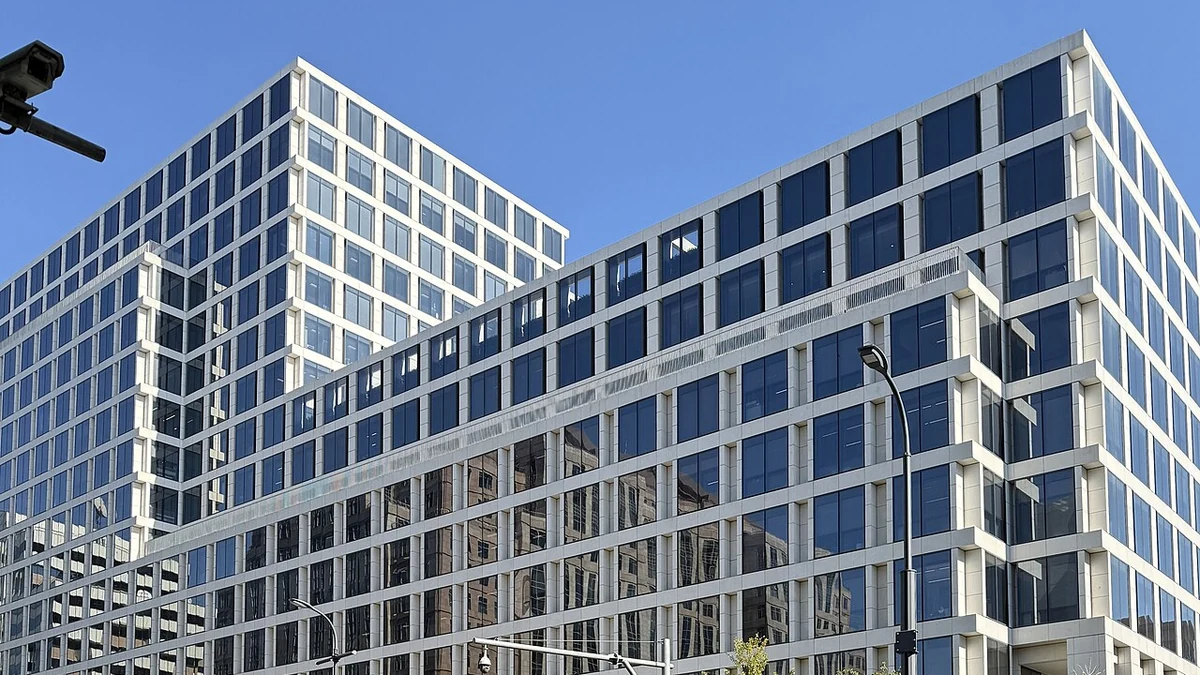 Glass-fronted People's Bank of China headquarters building on Financial Street in Beijing.