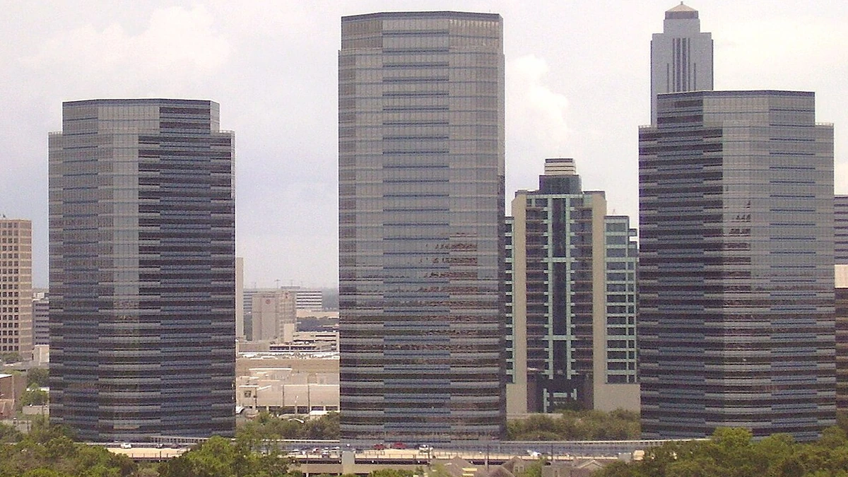 Office towers at Four Oaks Place in Houston, the complex where Main Street Capital has its headquarters.