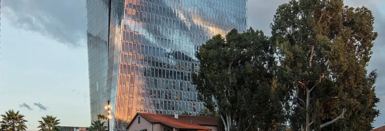 Azrieli Sarona Tower in Tel Aviv, where Pagaya lists its Tel Aviv office.