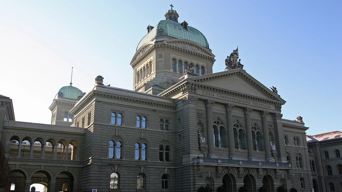 Federal Palace in Bern, Switzerland, seen from the front.